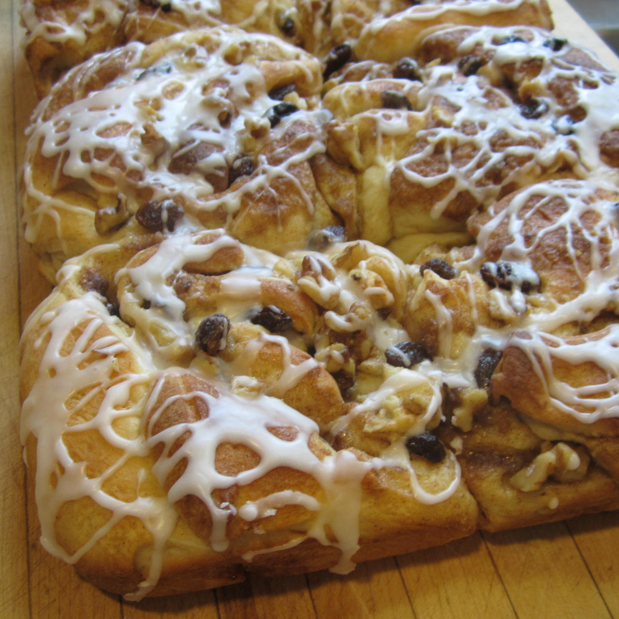 Agatha's Oversized Cinnamon Rolls