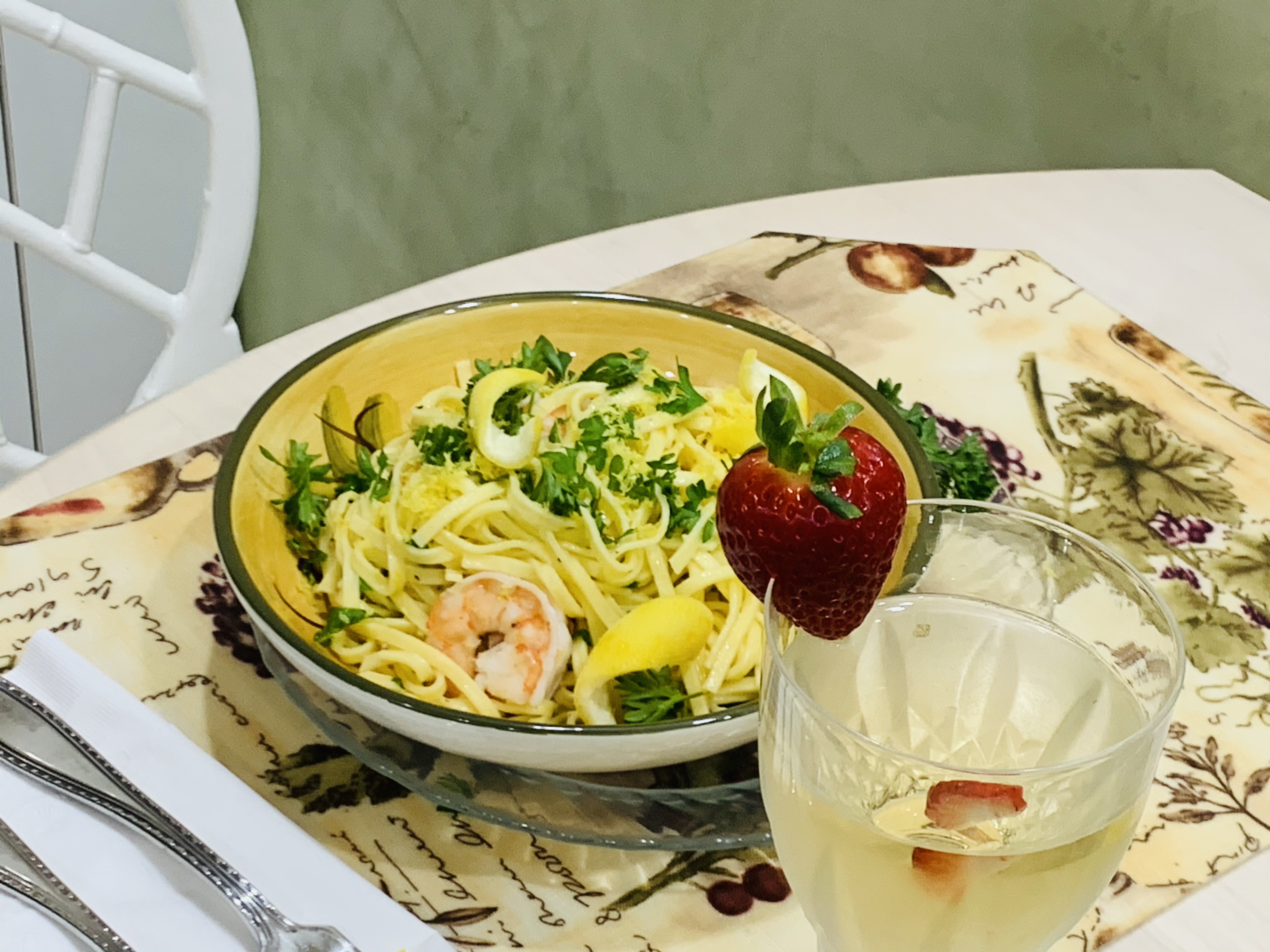 Garlic Shrimp Scampi Pasta