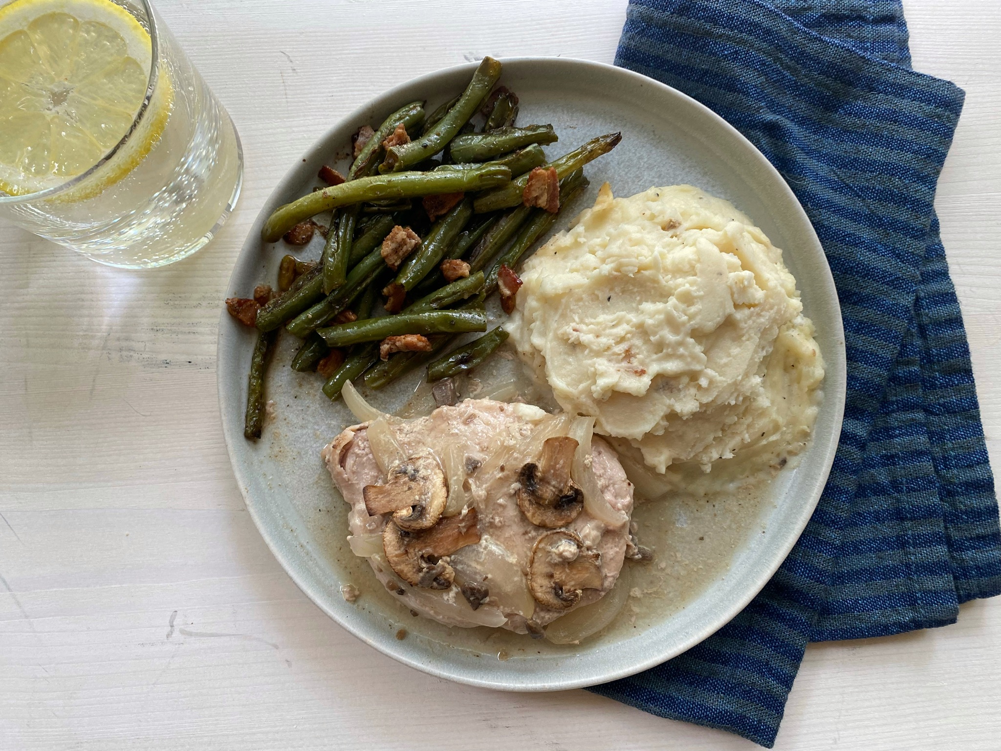 Baked Pork Chops with Cream of Mushroom Soup