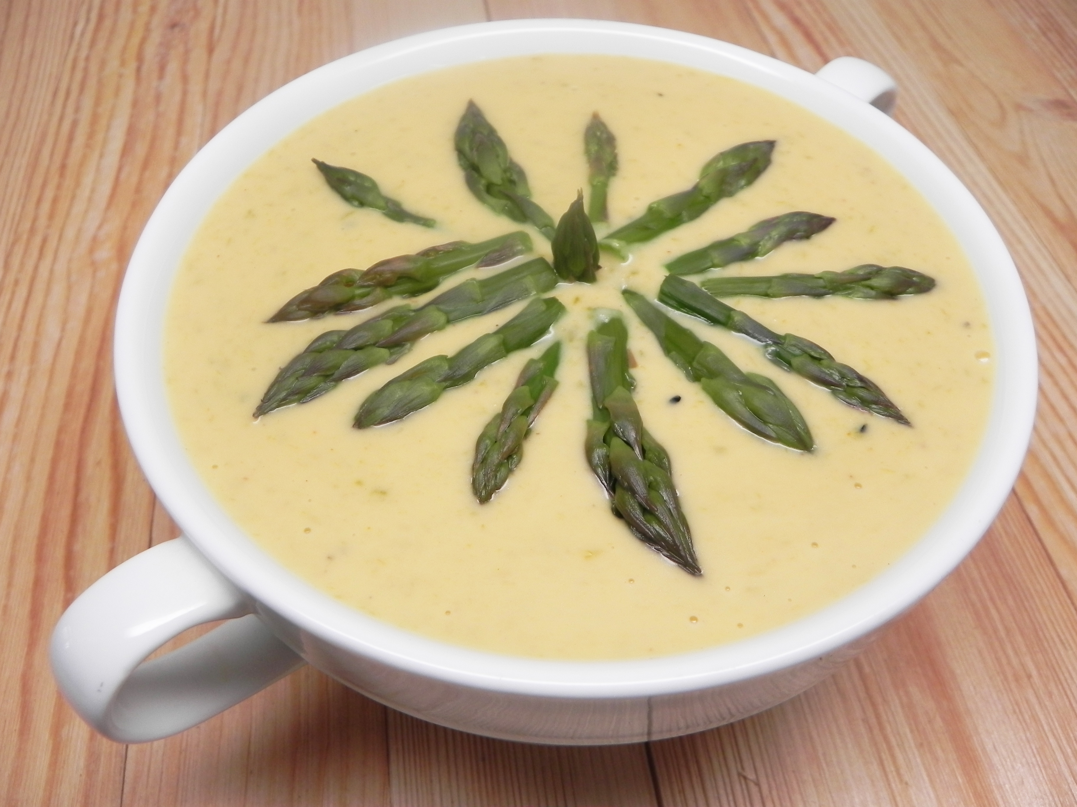 Cheesy Asparagus Soup