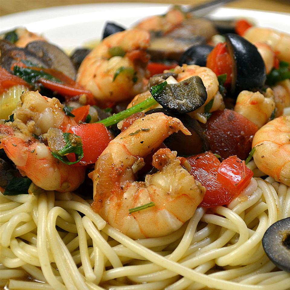 Shrimp Pasta with Tomato Basil Sauce