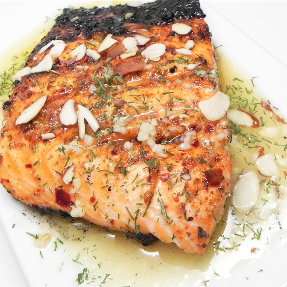 Lemon Dill Salmon with Garlic, White Wine, and Butter Sauce