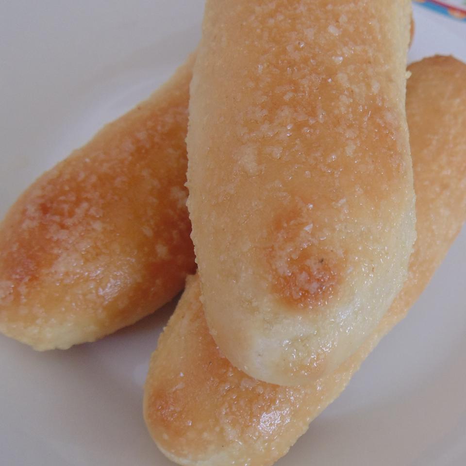 Super Fluffy Bread Sticks
