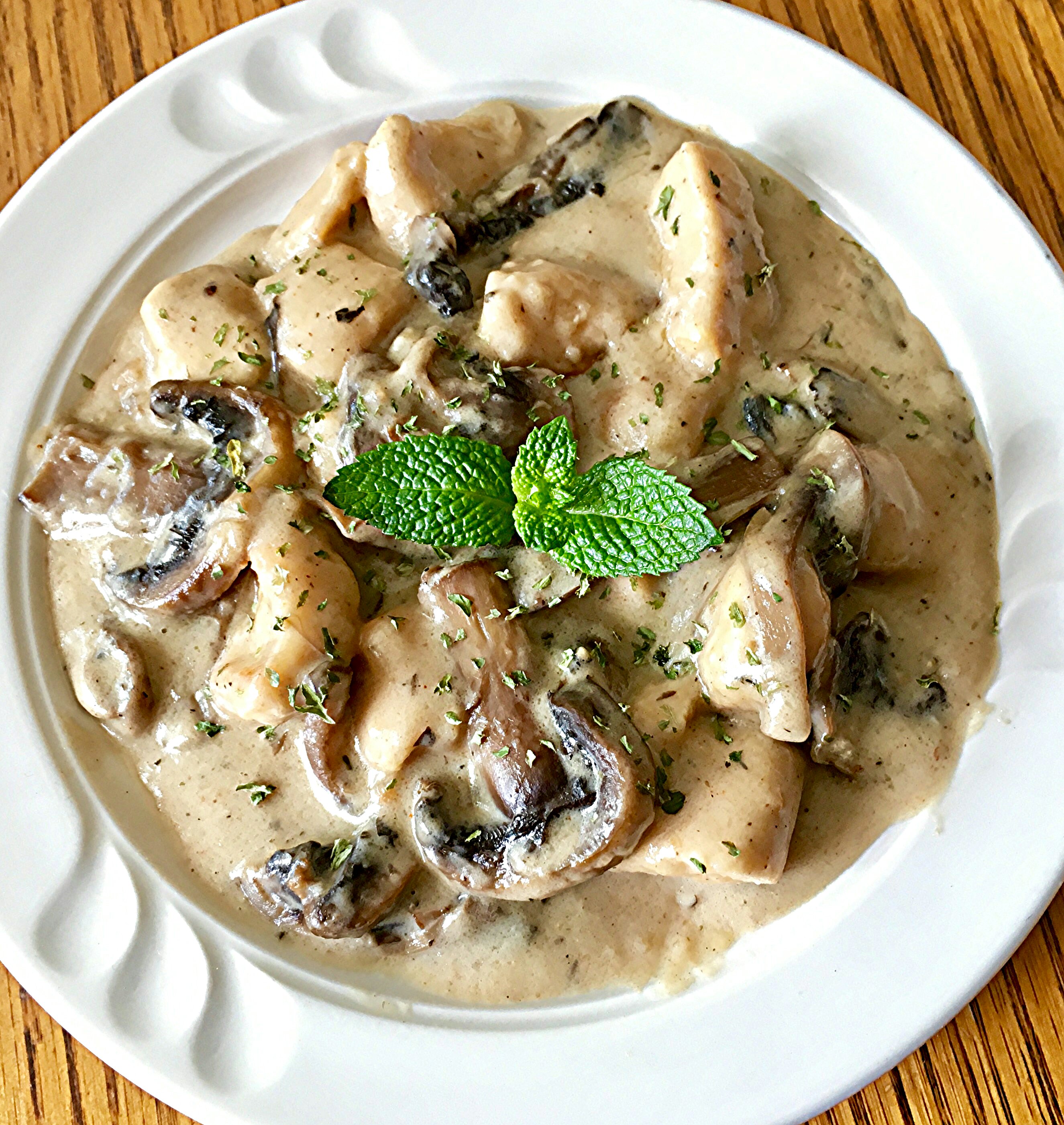 Delicious Chicken and Mushroom Casserole