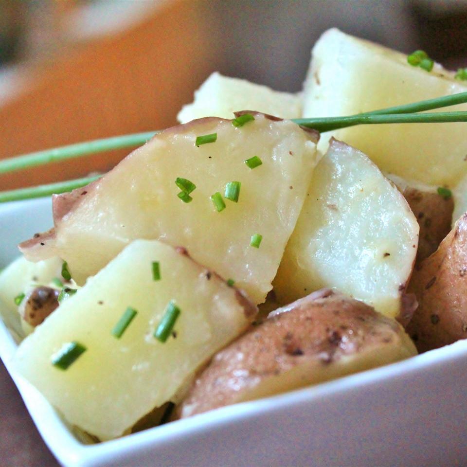 Boiled Potatoes with Chives