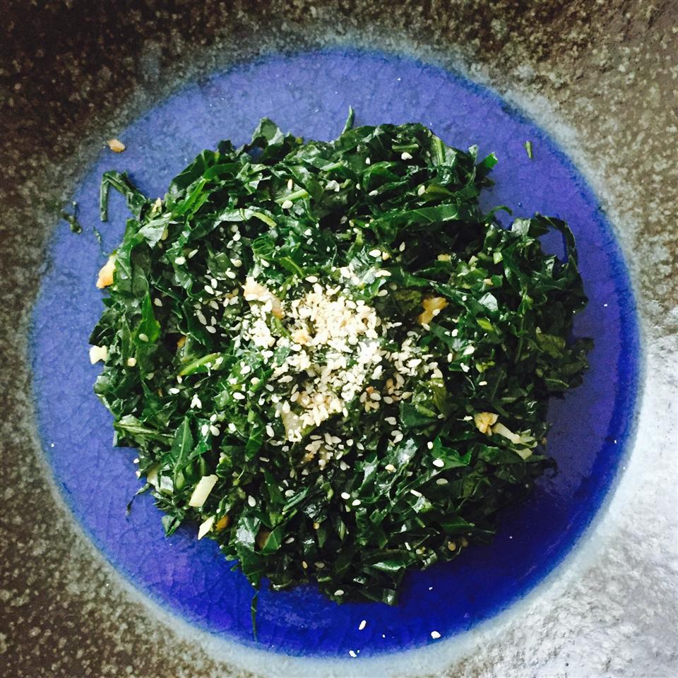 Easy Japanese-Style Vegan Collard Greens