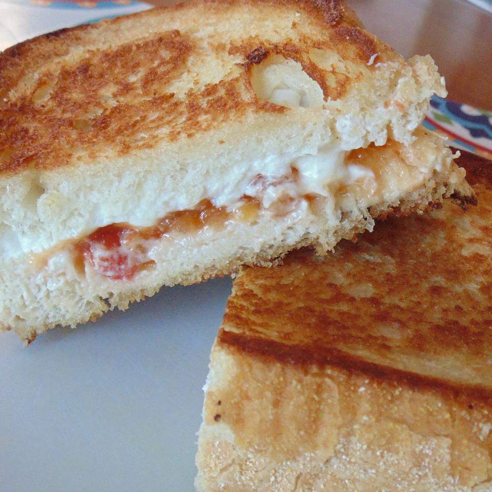 Grilled Goat Cheese and Mango Chutney Sandwich