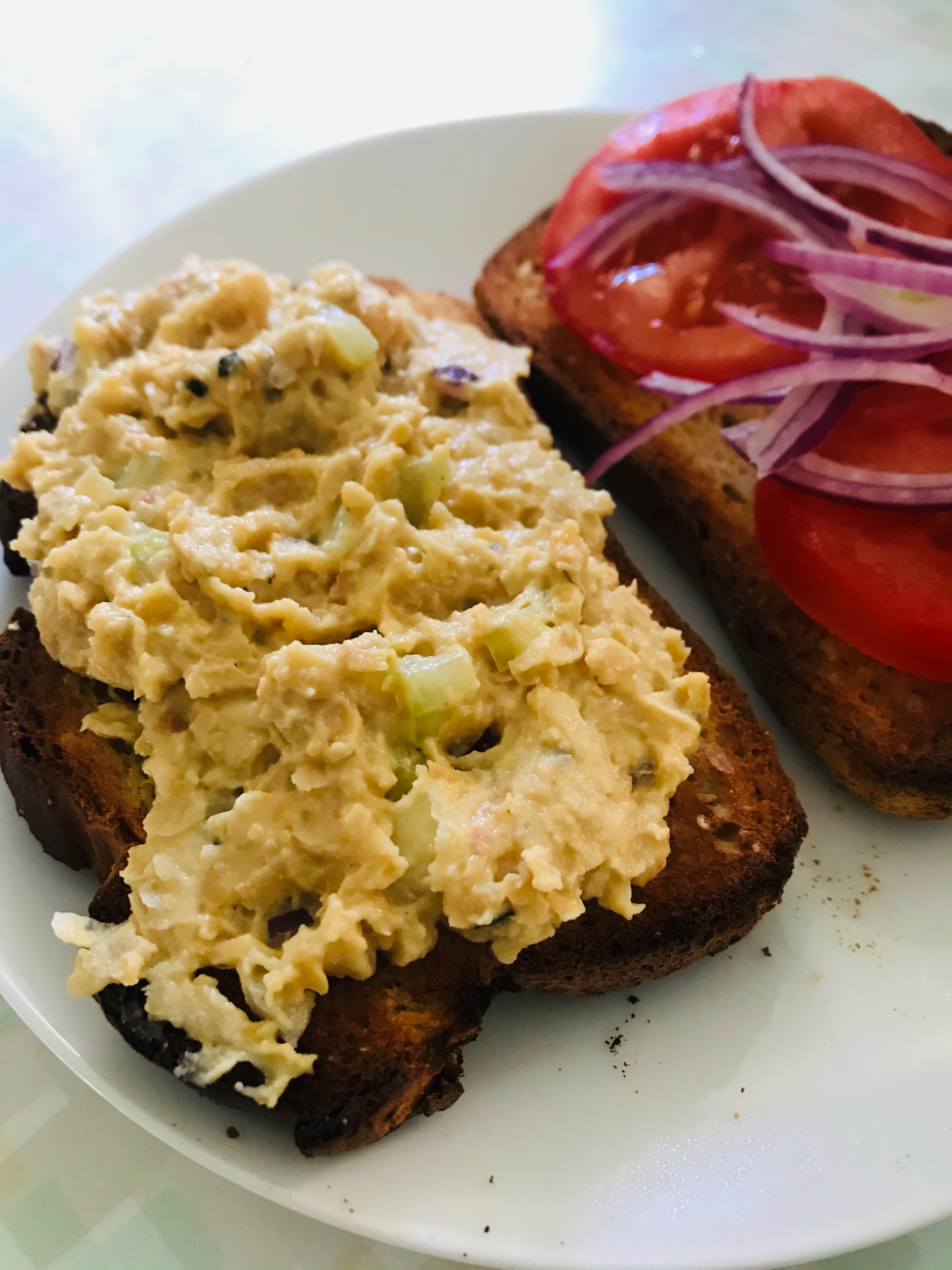 Chicken of the Pea (Vegan Tuna)