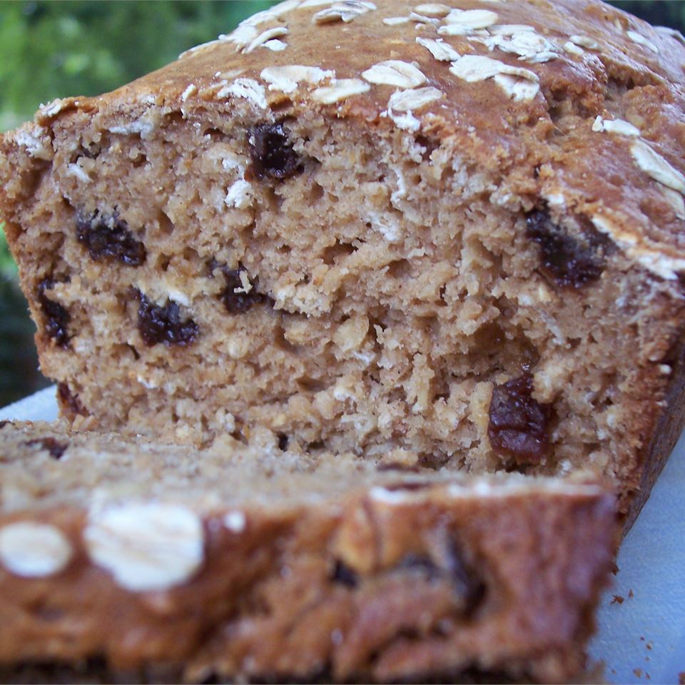 Applesauce Raisin Bread