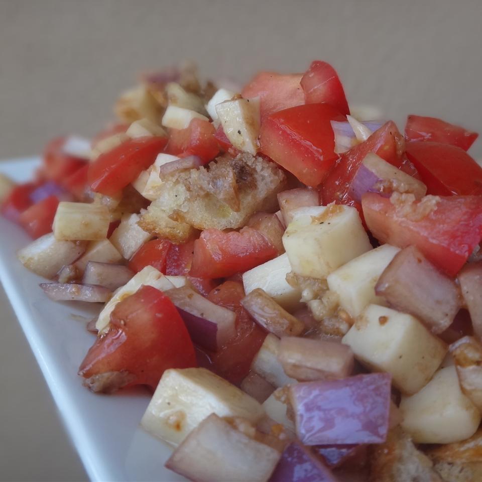 Tomato-Bread Salad with Basil and Capers